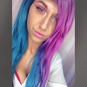 Meet your Posher, Morgan skye